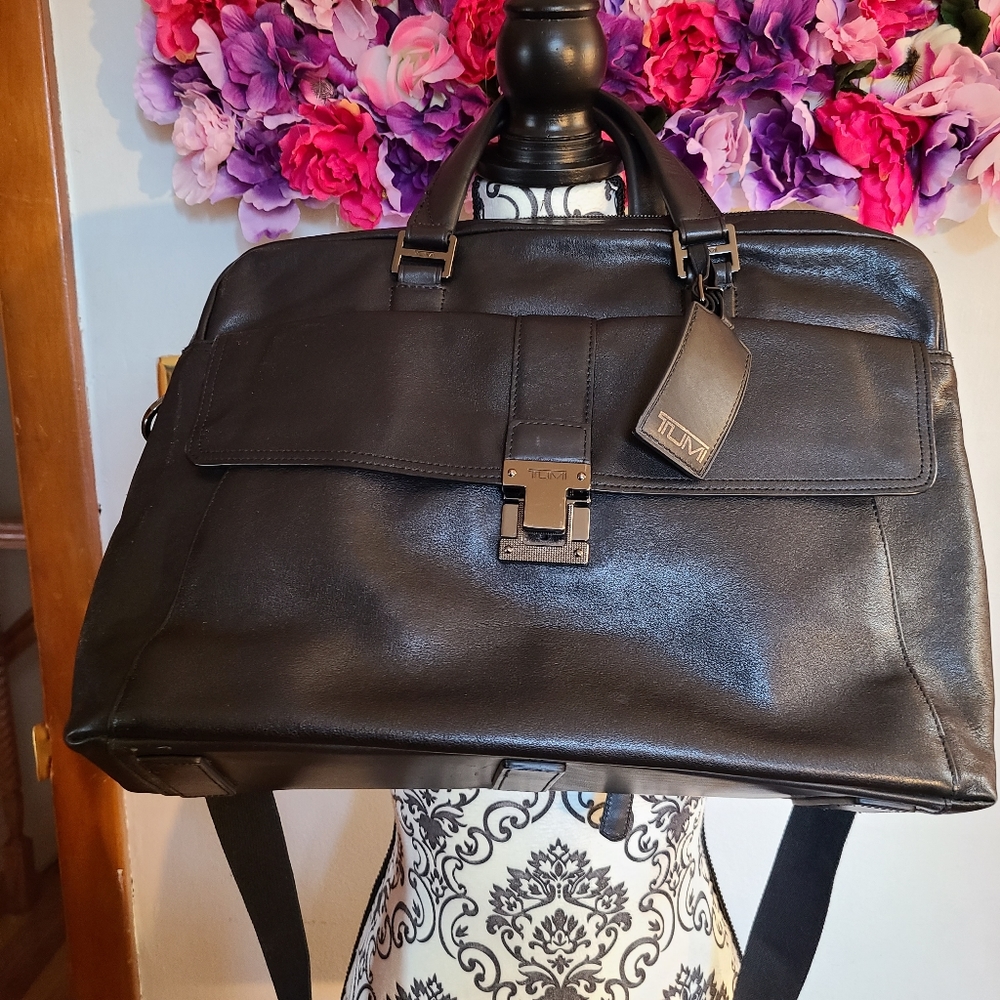 TUMI Genuine Leather Laptop bag.